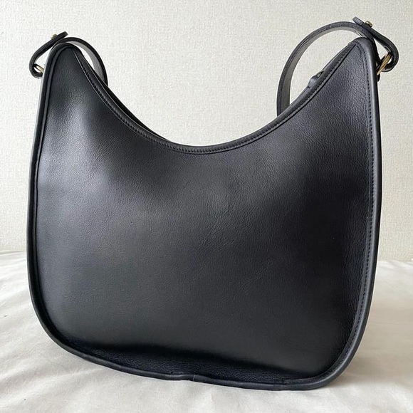 [SOLD] RARE Vintage Coach Beckett Zip Bag 9920 - Picture 4 of 7